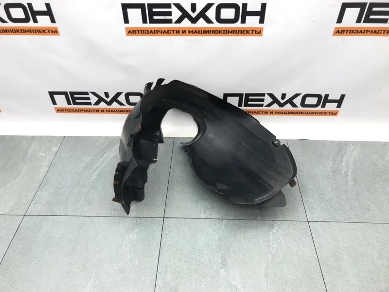 Подкрылок FORD FOCUS 2009 1359240 2 1.8 QQDB, передний левый