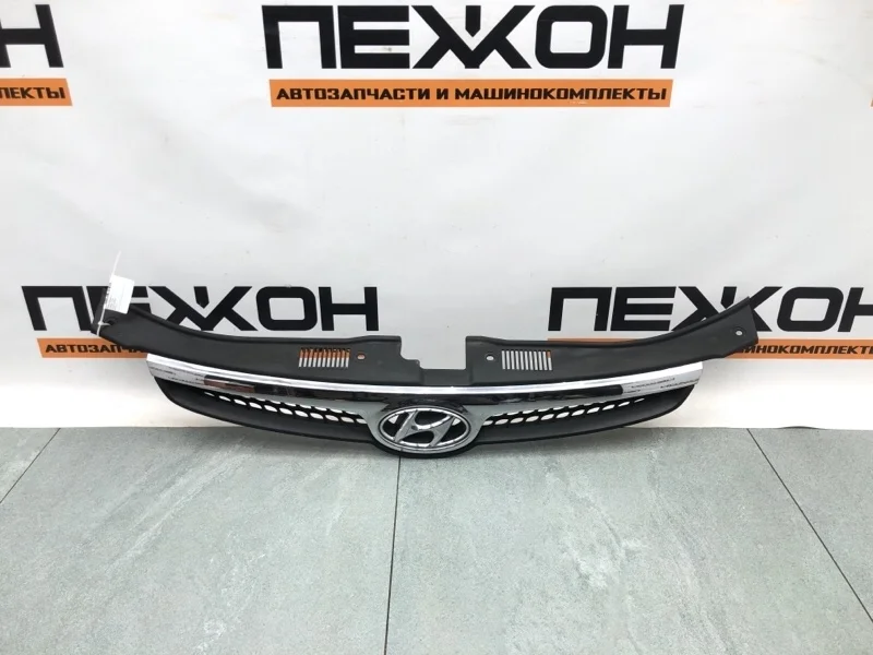 Решетка радиатора HYUNDAI i30 863512R000 FD