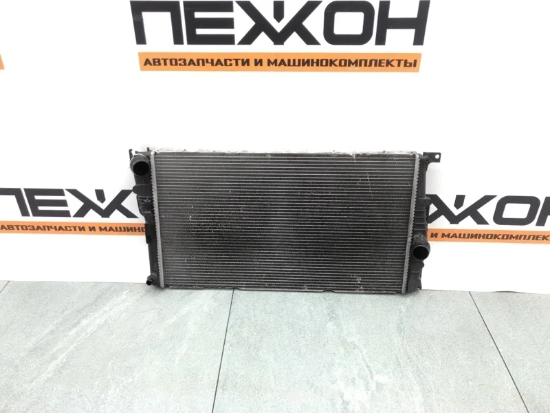 Радиатор охлаждения BMW 3 17118672102 F30