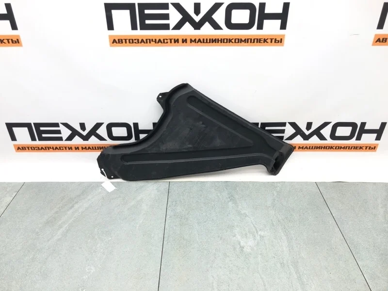 Пыльник кузова AUDI Q7 4M0825219E 4M, правый