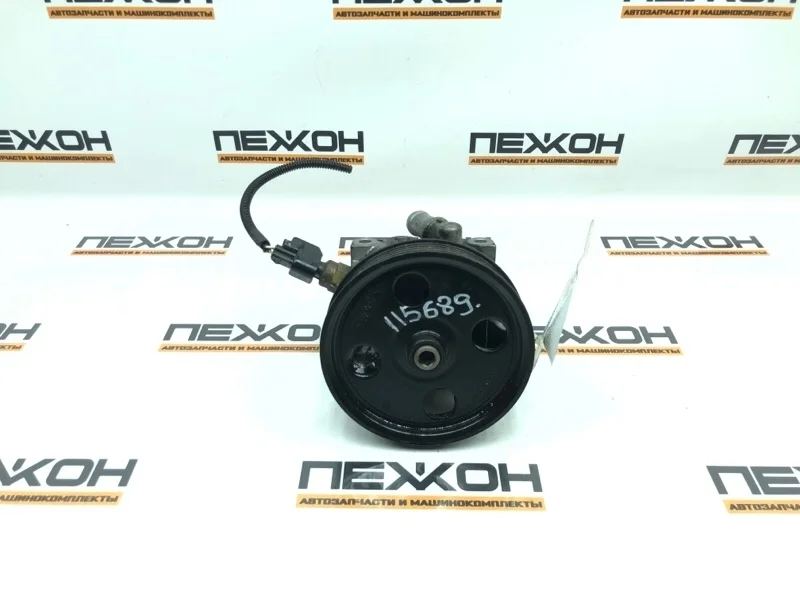 Насос ГУР FORD FOCUS 2009 1470514 2 1.6 SHDA