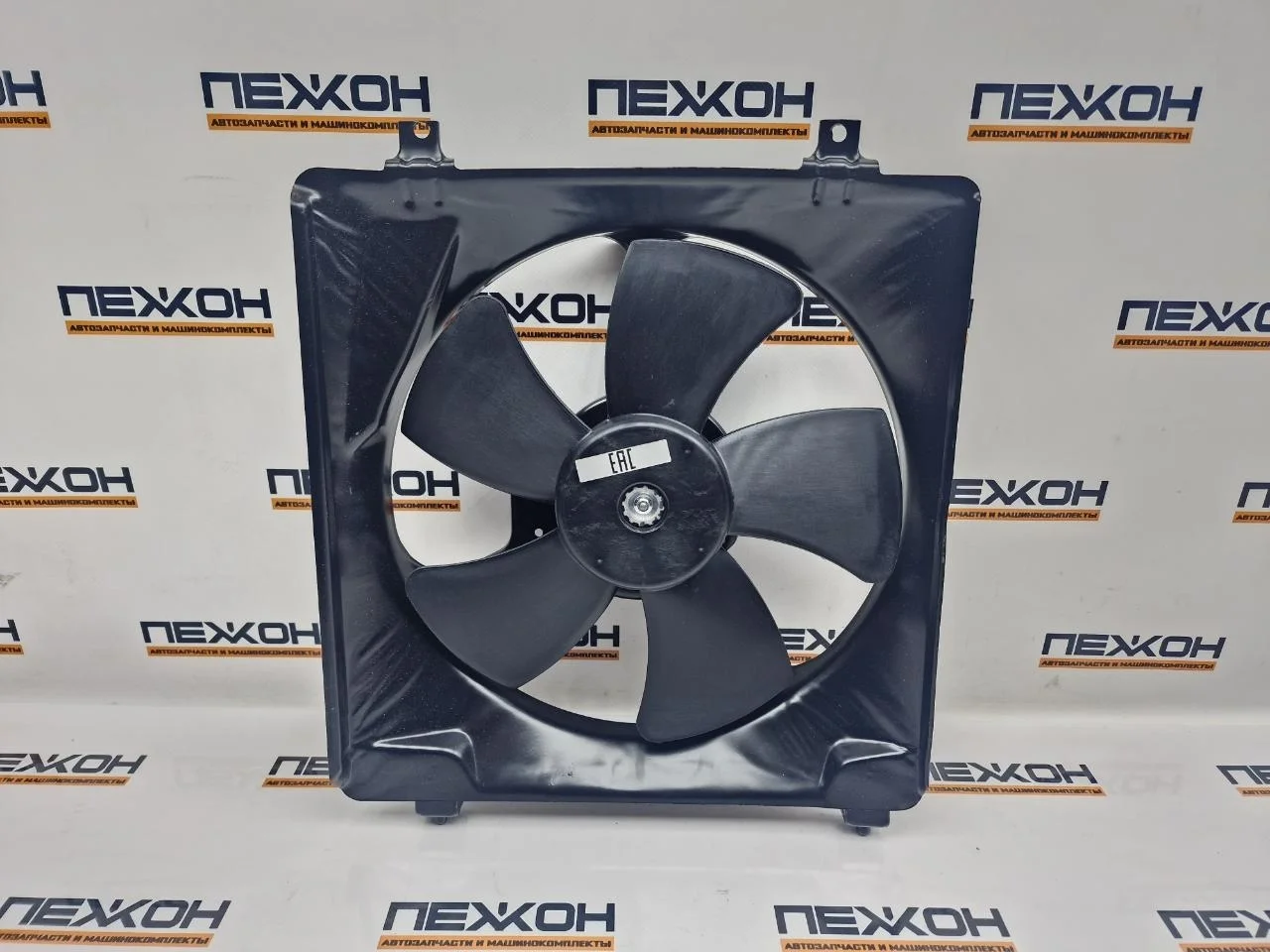 Диффузор охлаждения с вентилятором (не оригинал) HONDA ACCORD HDACR08920 8