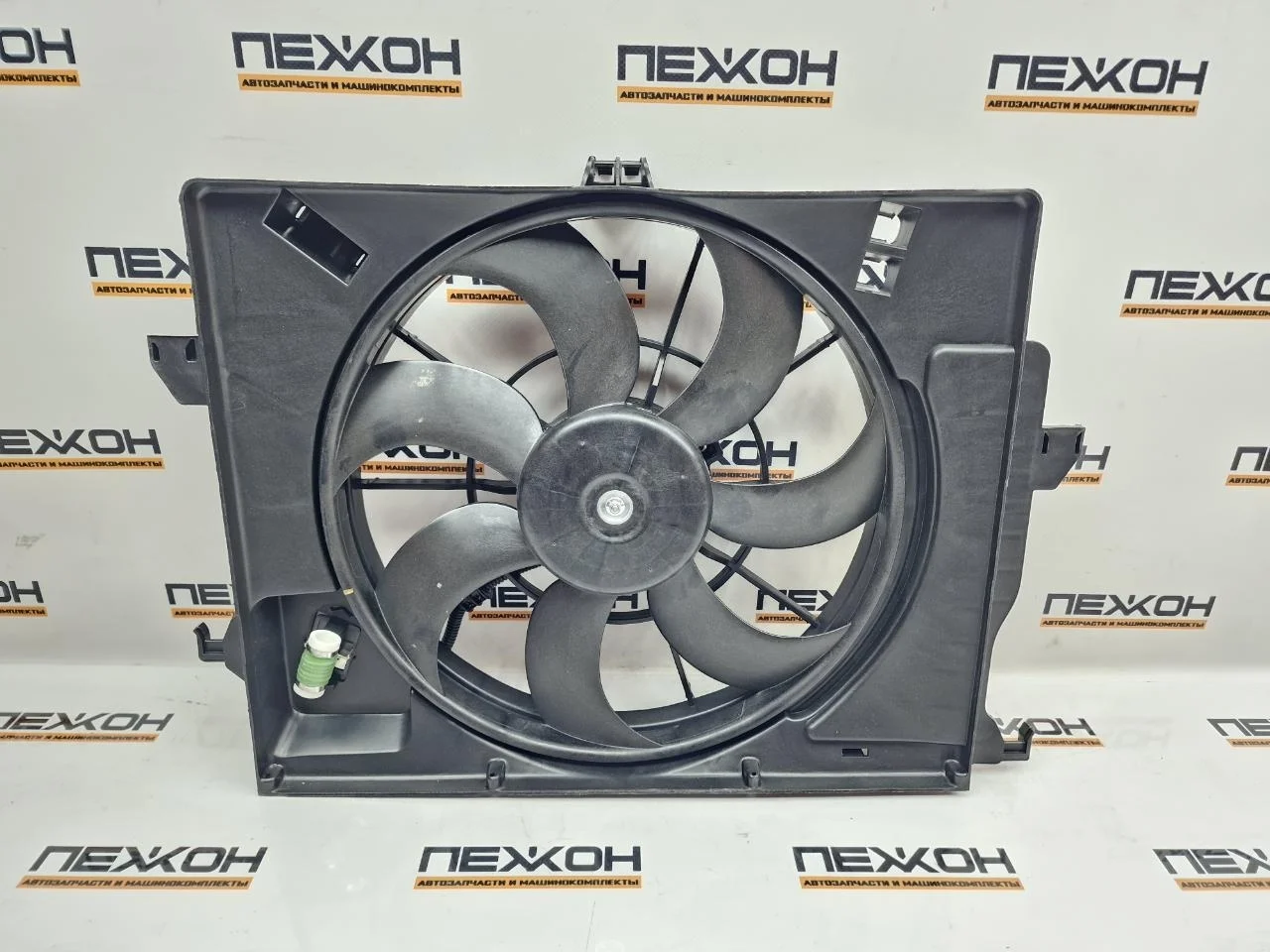 Диффузор охлаждения с вентилятором (не оригинал) KIA RIO OEM0039DIF 3