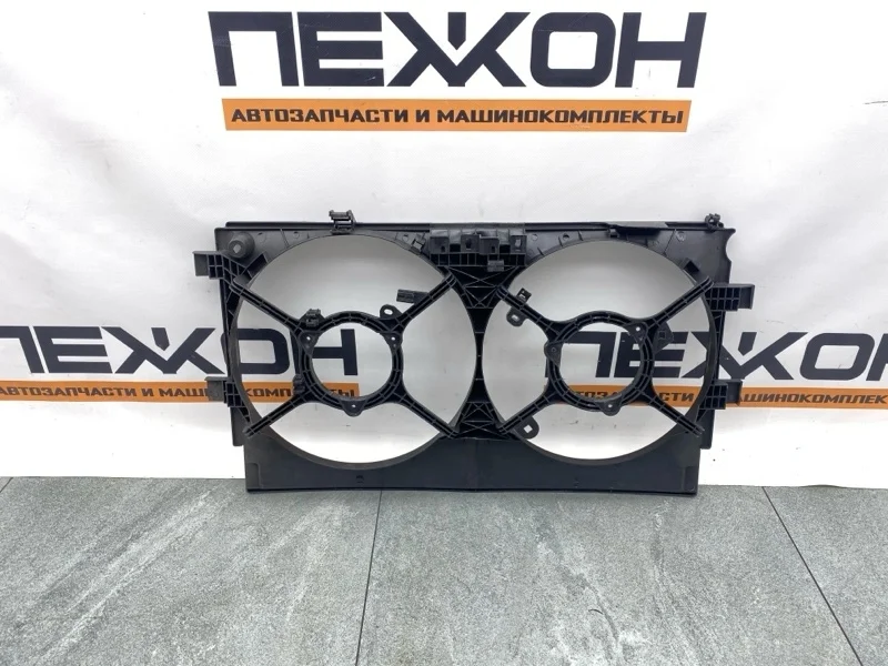 Диффузор охлаждения без вентилятора (не оригинал) MITSUBISHI OUTLANDER MBOTL10890 2