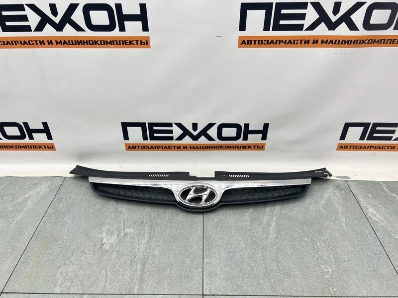 Решетка радиатора HYUNDAI i30 2010 863512R000 FD 1.4 G4FA