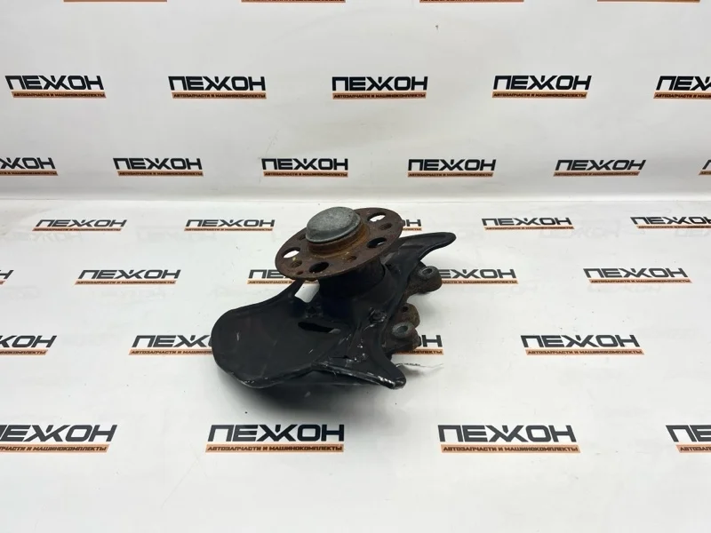 Кулак MERCEDES-BENZ C-CLASS 2013 BN W204 2.2 OM651, передний левый