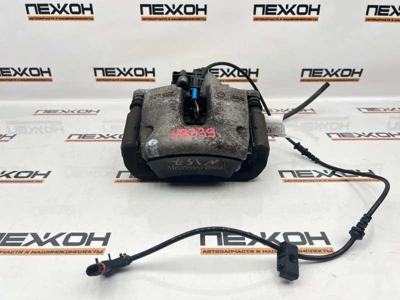 Суппорт тормозной MERCEDES-BENZ C-CLASS 2013 A2044212681 W204 2.2 OM651, передний правый