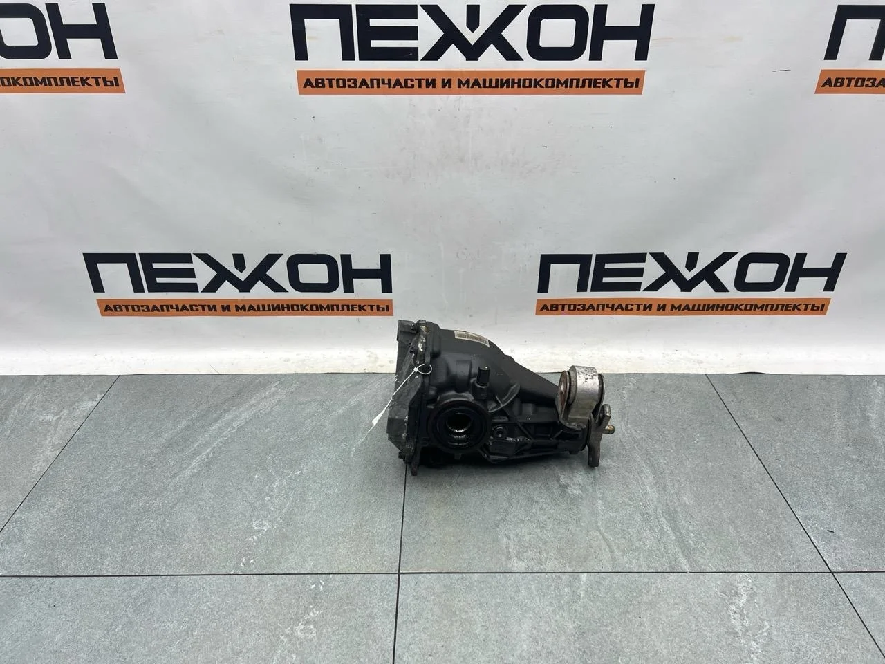 Редуктор моста MERCEDES-BENZ C-CLASS 2012 A2043500514 W204 1.8 OM271, задний