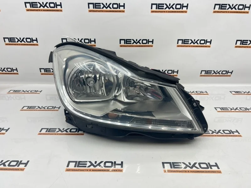 Фара (дефект) MERCEDES-BENZ C-CLASS 2012 A2048205259 W204 1.8 OM271, правая