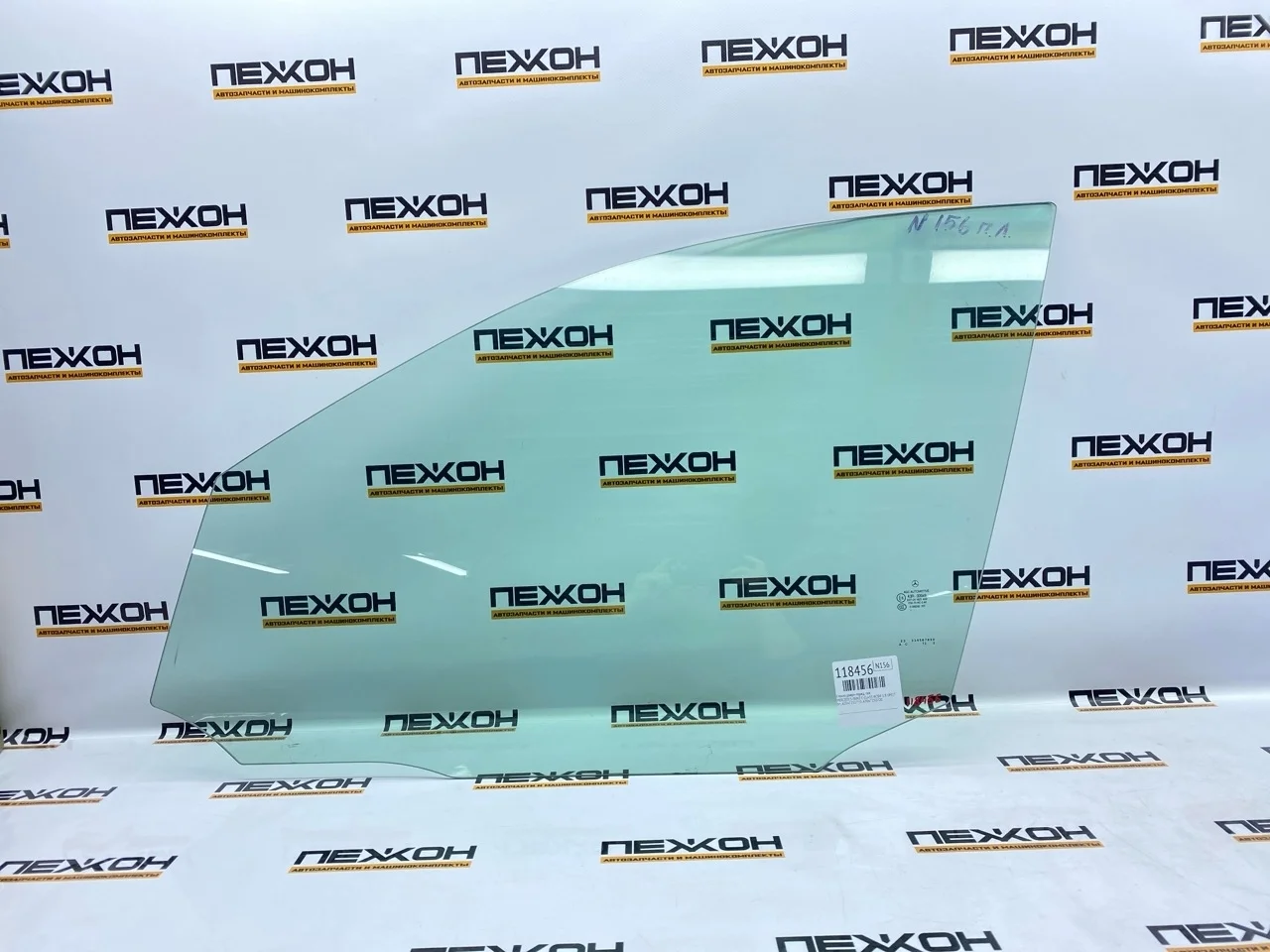 Стекло двери MERCEDES-BENZ C-CLASS 2012 A2047251710 W204 1.8 OM271, переднее левое