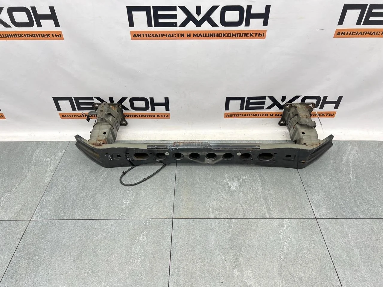 Усилитель бампера FORD FOCUS 1860770 3, передний