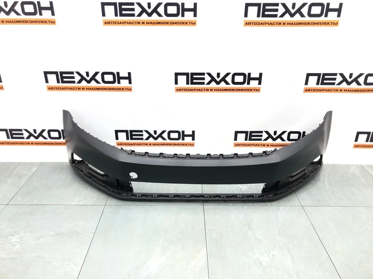 Бампер (не оригинал) VOLKSWAGEN PASSAT OEM0115 B7, передний