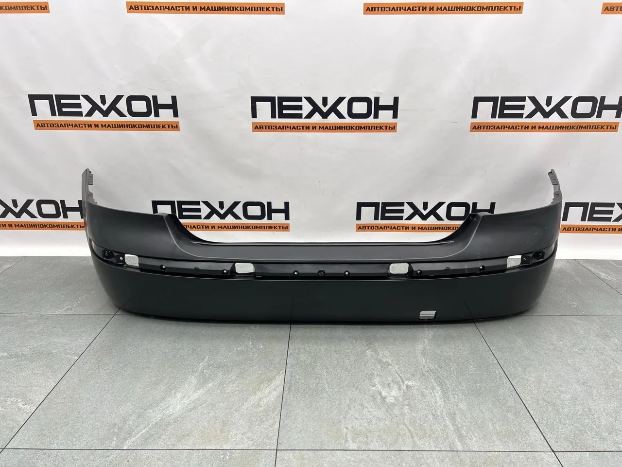 Бампер (не оригинал) FORD FOCUS 42111250 2, задний