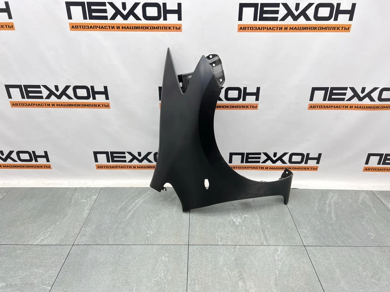 Крыло (не оригинал) TOYOTA AURIS TY1J02AR 1, переднее правое