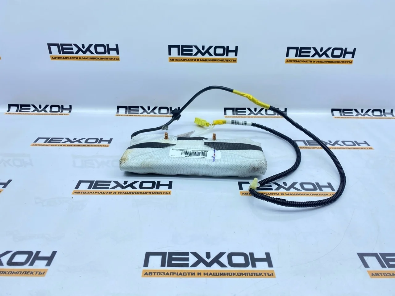 Подушка безопасности в сиденье NISSAN JUKE 2015 985H11KA1D F15 1.2 HRA2DDT, левая