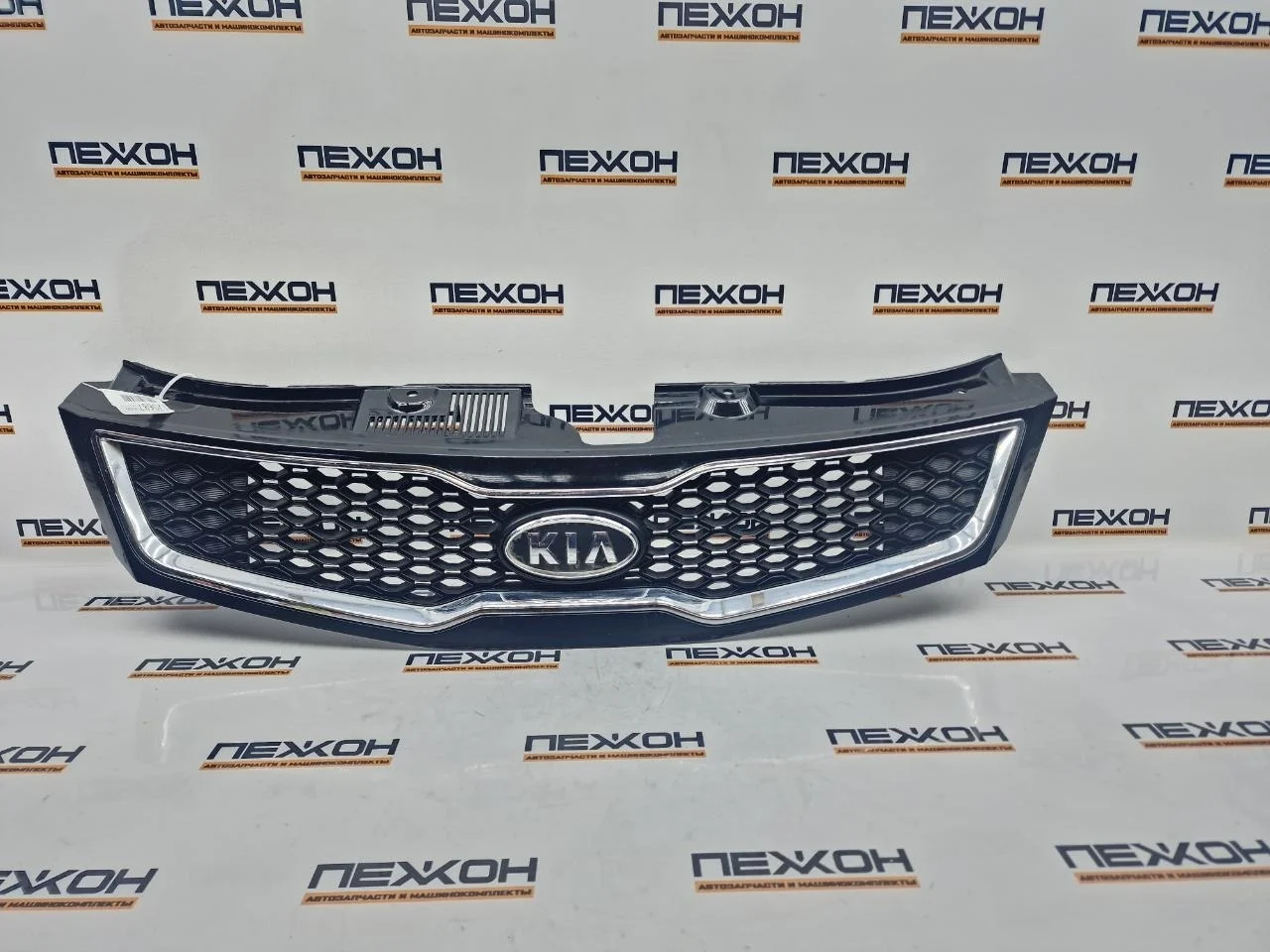 Решетка радиатора KIA CEED 2012 863501H600 ED 1.6 D4FB