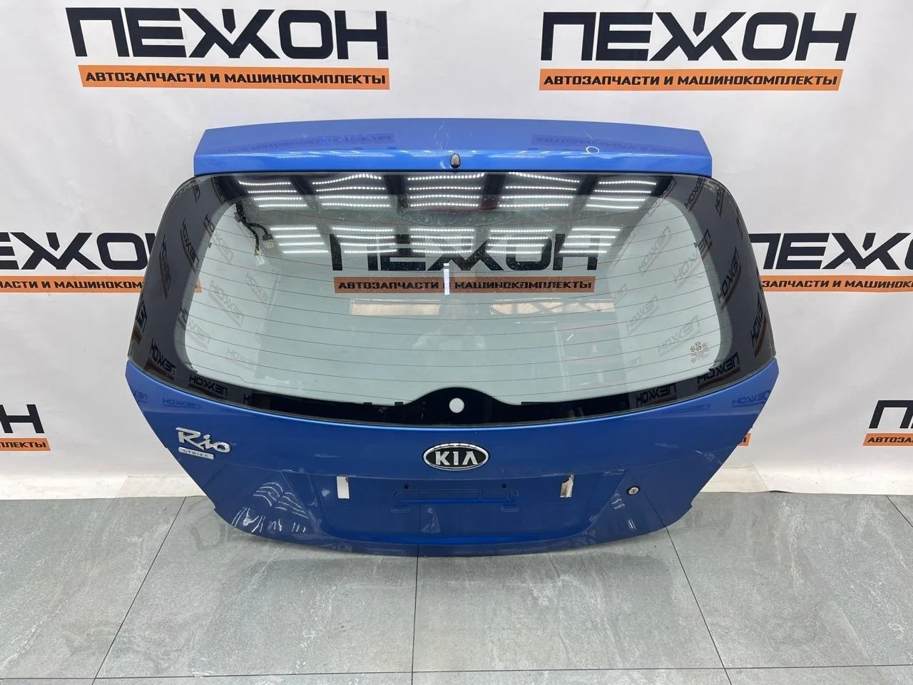 Крышка багажника KIA RIO 2009 737001G320 2 1.4 G4EE