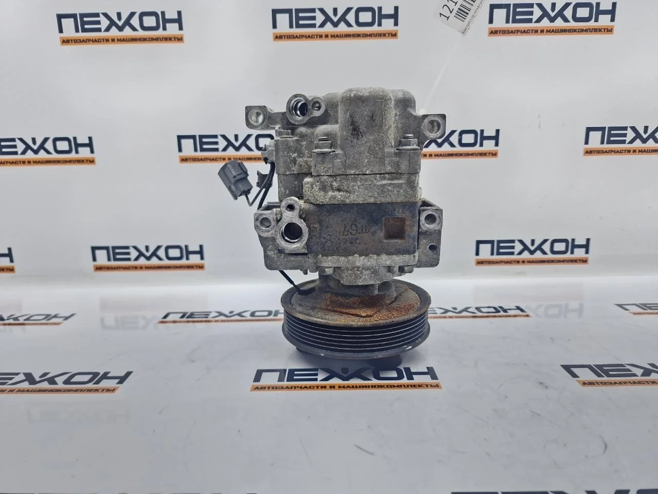 Компрессор кондиционера MAZDA 6 2005 GJ6A61K00F GG 2.0