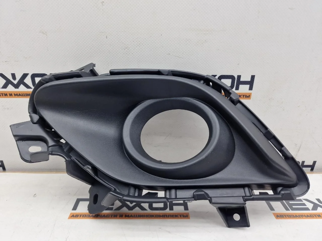 Накладка ПТФ (не оригинал) MAZDA MAZDA6 OEM1431L 3, левая