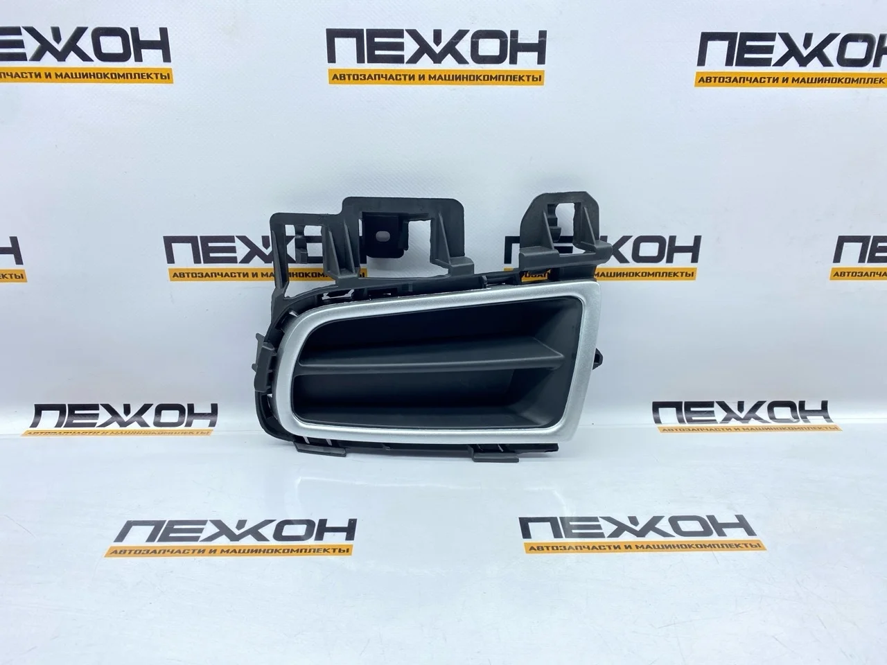 Заглушка ПТФ (не оригинал) MAZDA MAZDA6 OEM1423L 1, левая