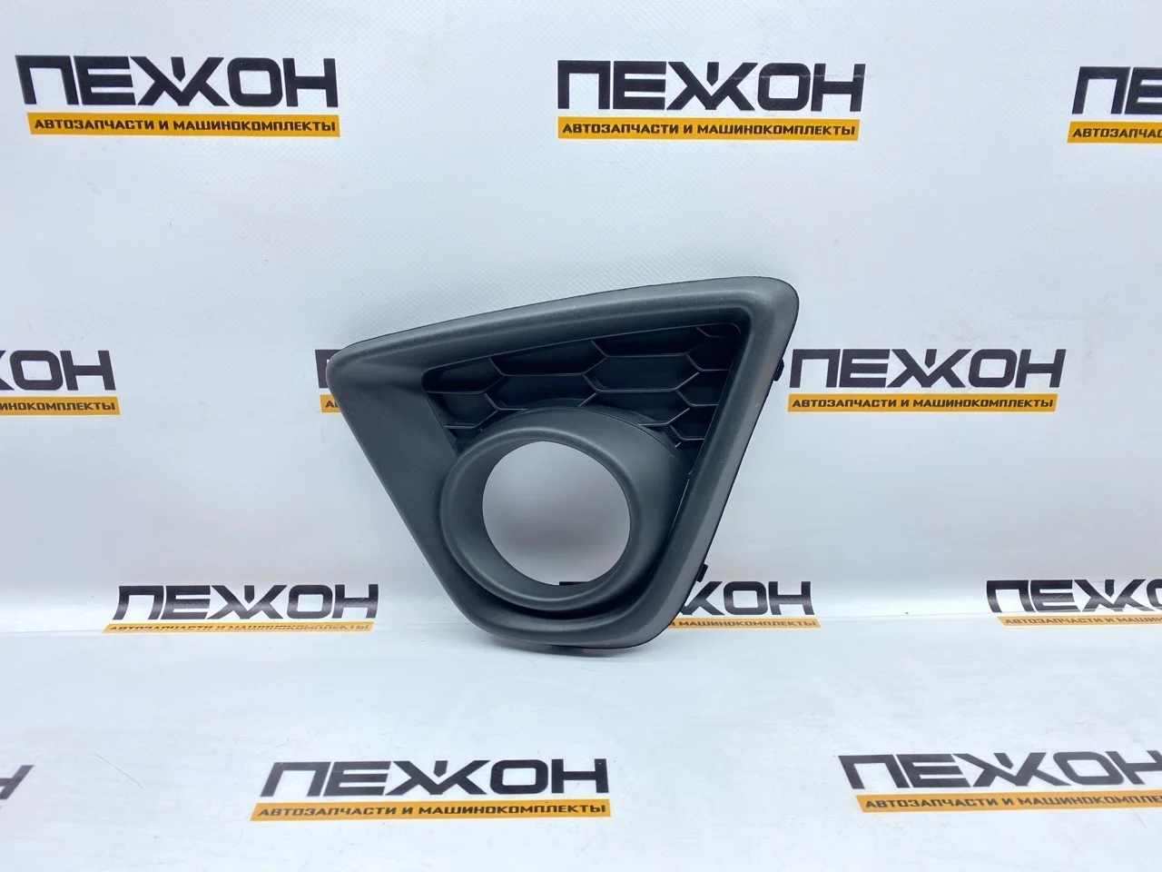 Накладка ПТФ (не оригинал) MAZDA CX-5 OEM1448L 1, левая