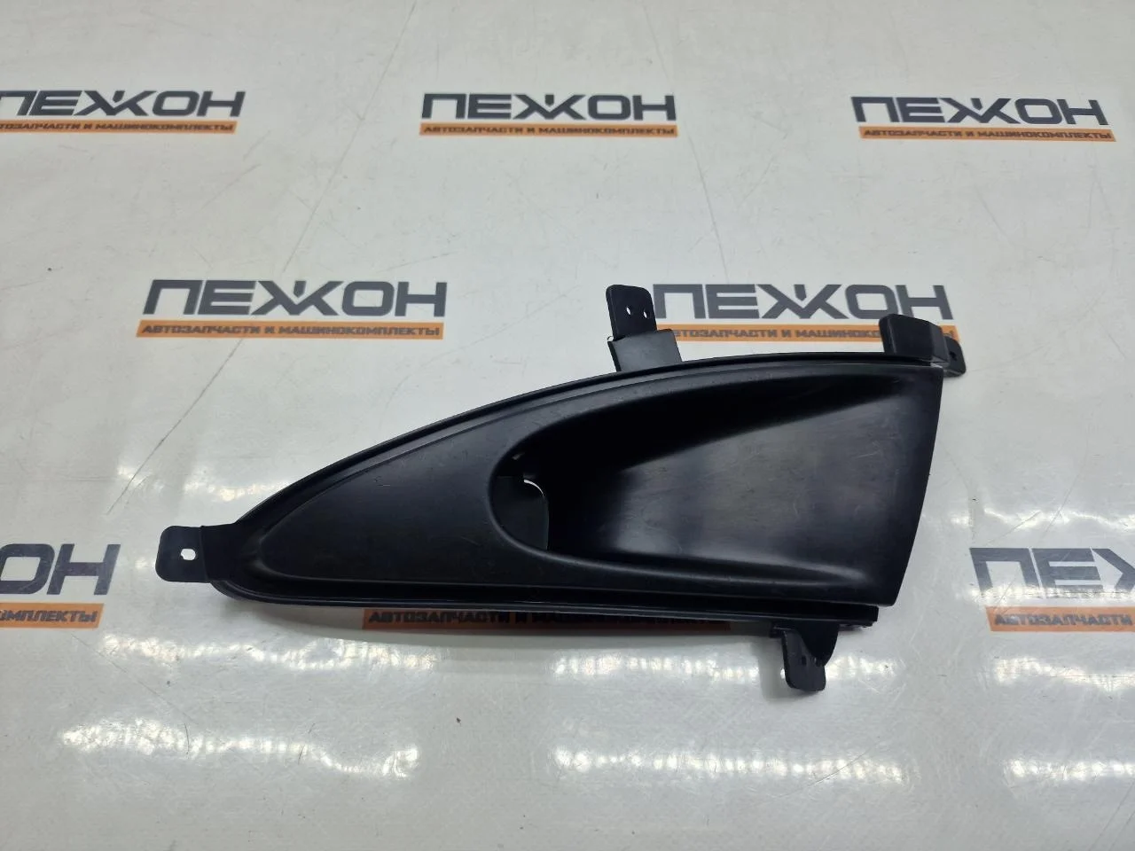 Заглушка ПТФ (не оригинал) HYUNDAI ELANTRA HNELA07190R 4, правая