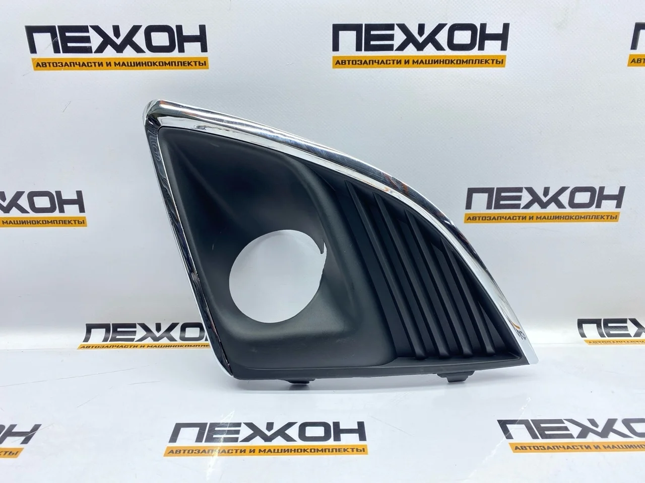 Накладка ПТФ (не оригинал) CHEVROLET CRUZE 22172175 1, левая