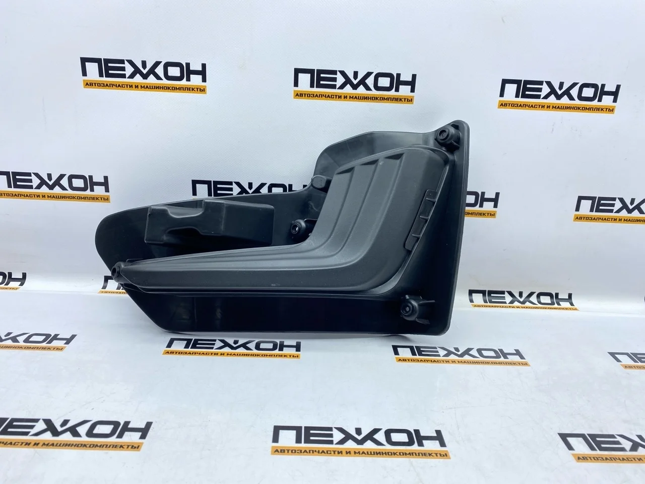 Заглушка ПТФ (не оригинал) KIA RIO STKA47000C2 3, левая