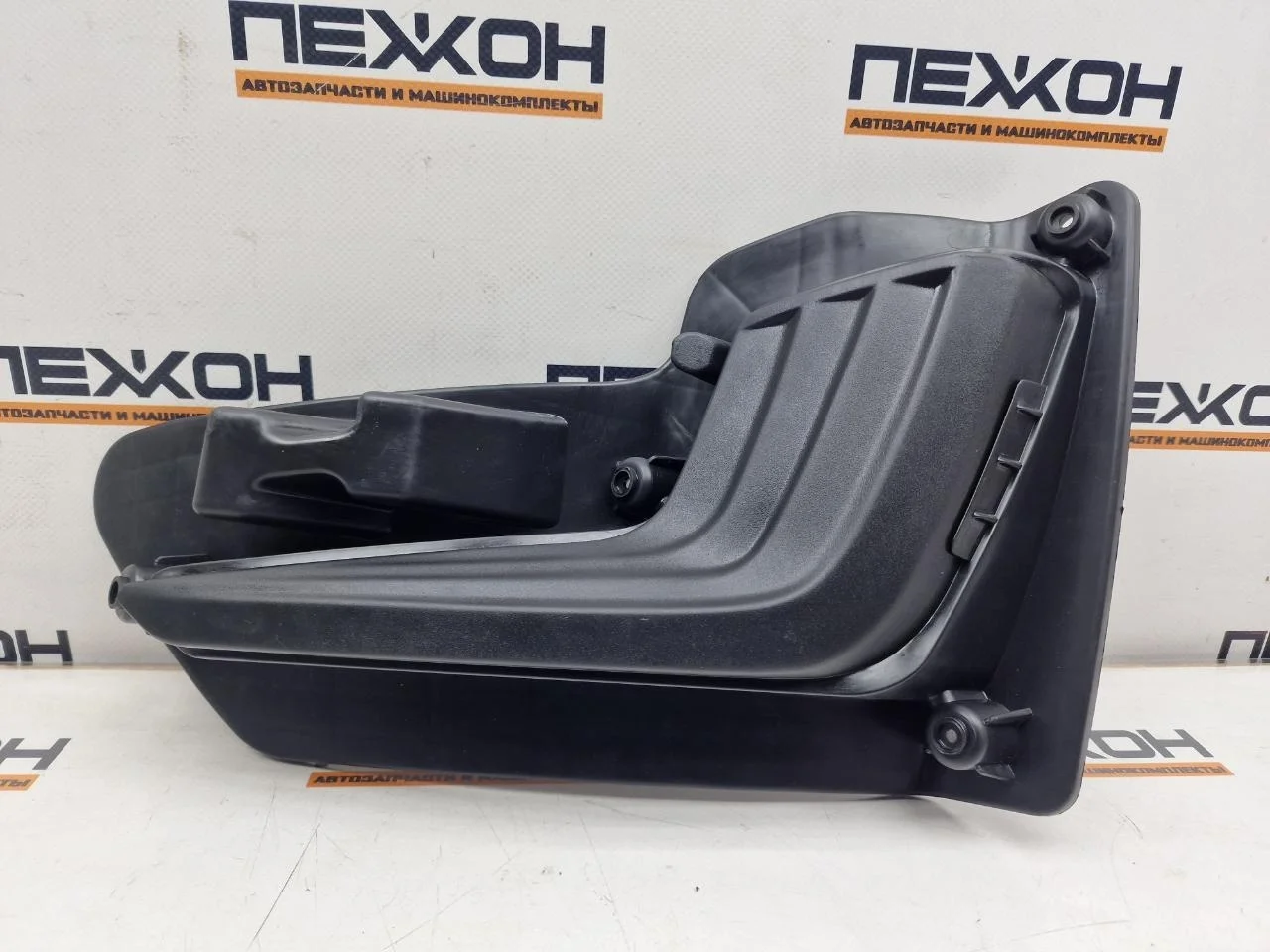 Заглушка ПТФ (не оригинал) KIA RIO KA04R200L 3, левая