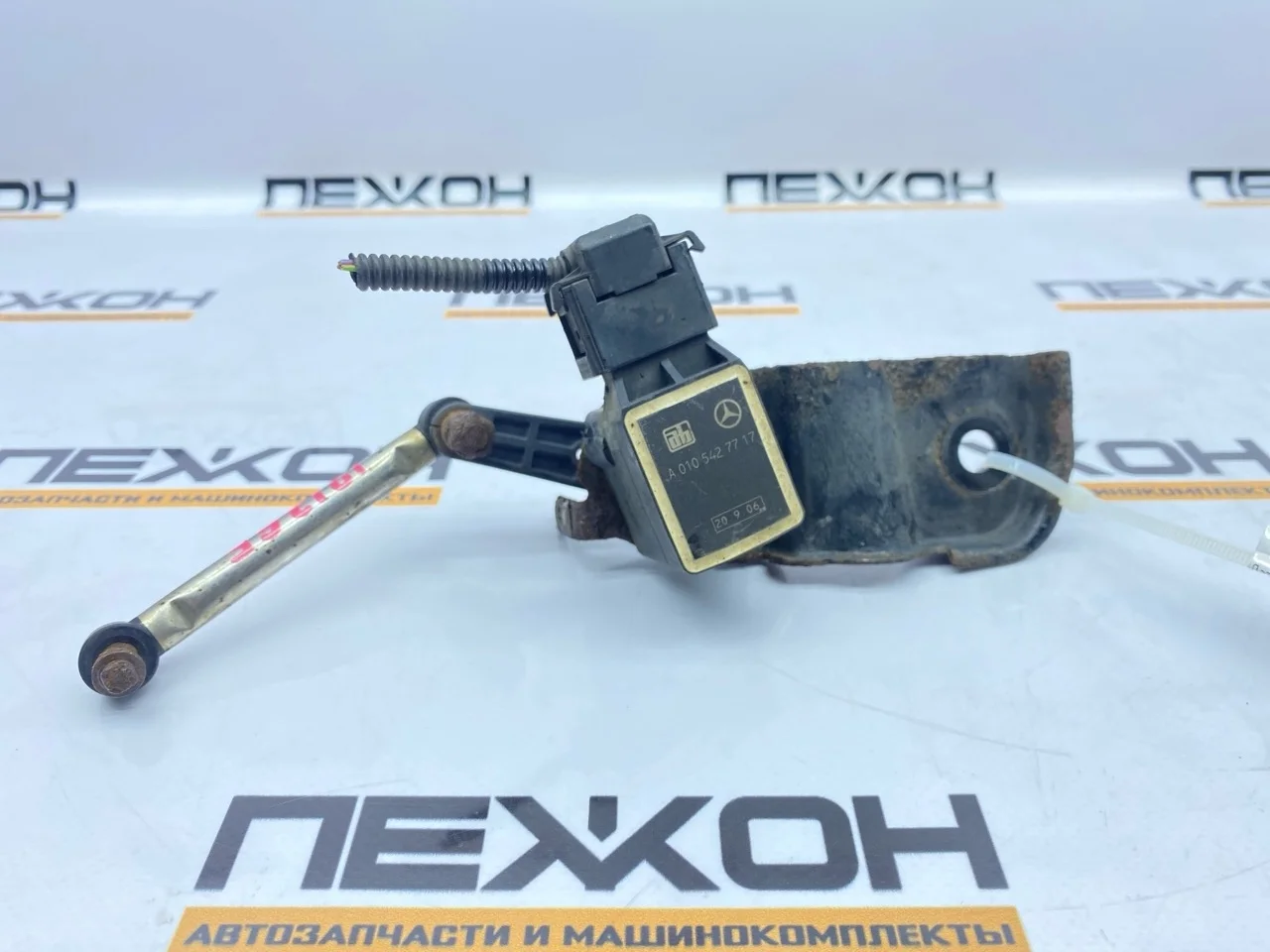 Датчик курсовой устойчивости MERCEDES-BENZ S-Class 2006 A0105427717 W221 3.5 M272 (272.965)