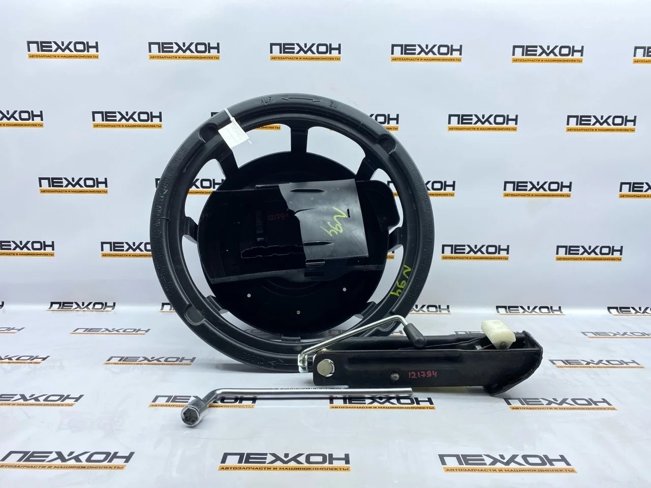 Домкрат MERCEDES-BENZ S-Class 2006 A2215830115 W221 3.5 M272 (272.965)