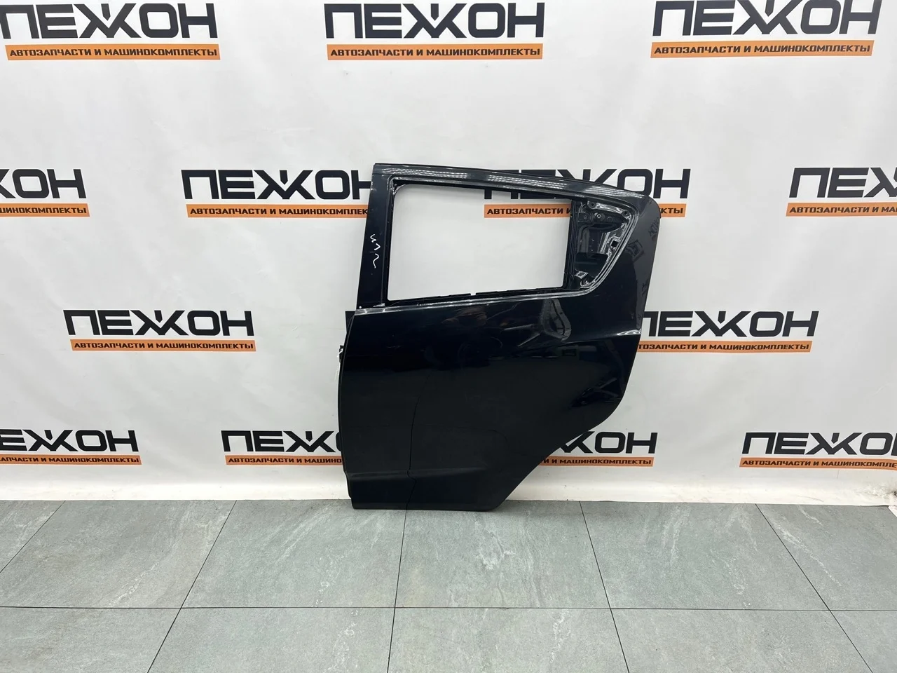 Дверь CHEVROLET SPARK 2012 95951611 M300 1.2 B12D1, задняя левая