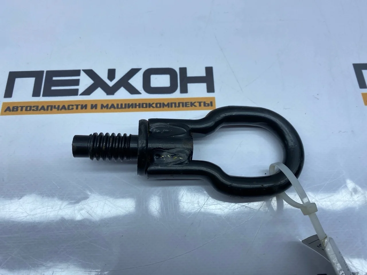 Крюк буксировочный FORD FOCUS 2007 1674282 2 1.6 HWDA