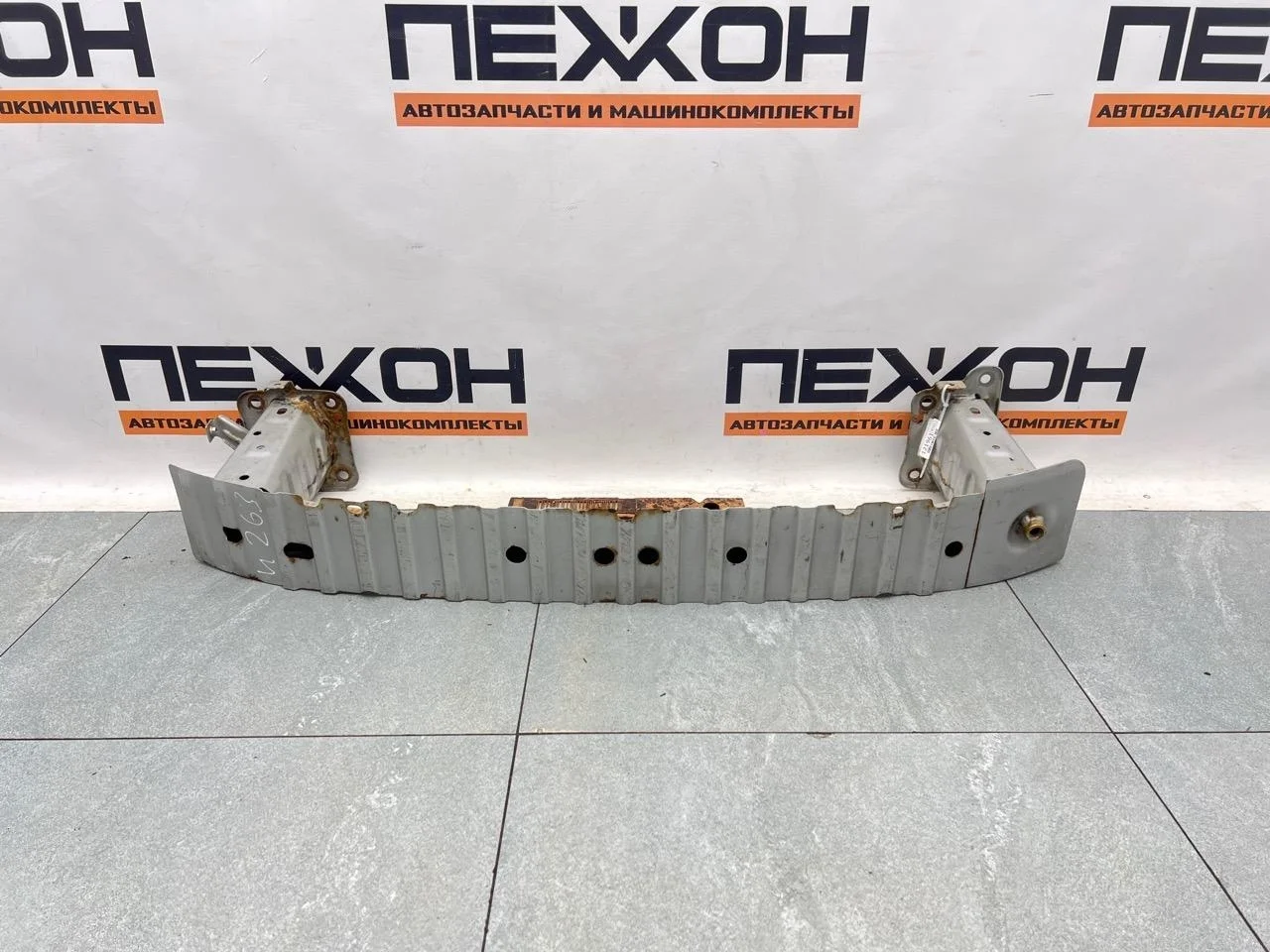 Усилитель бампера FORD FOCUS 2007 1540638 2 1.6 HWDA, передний