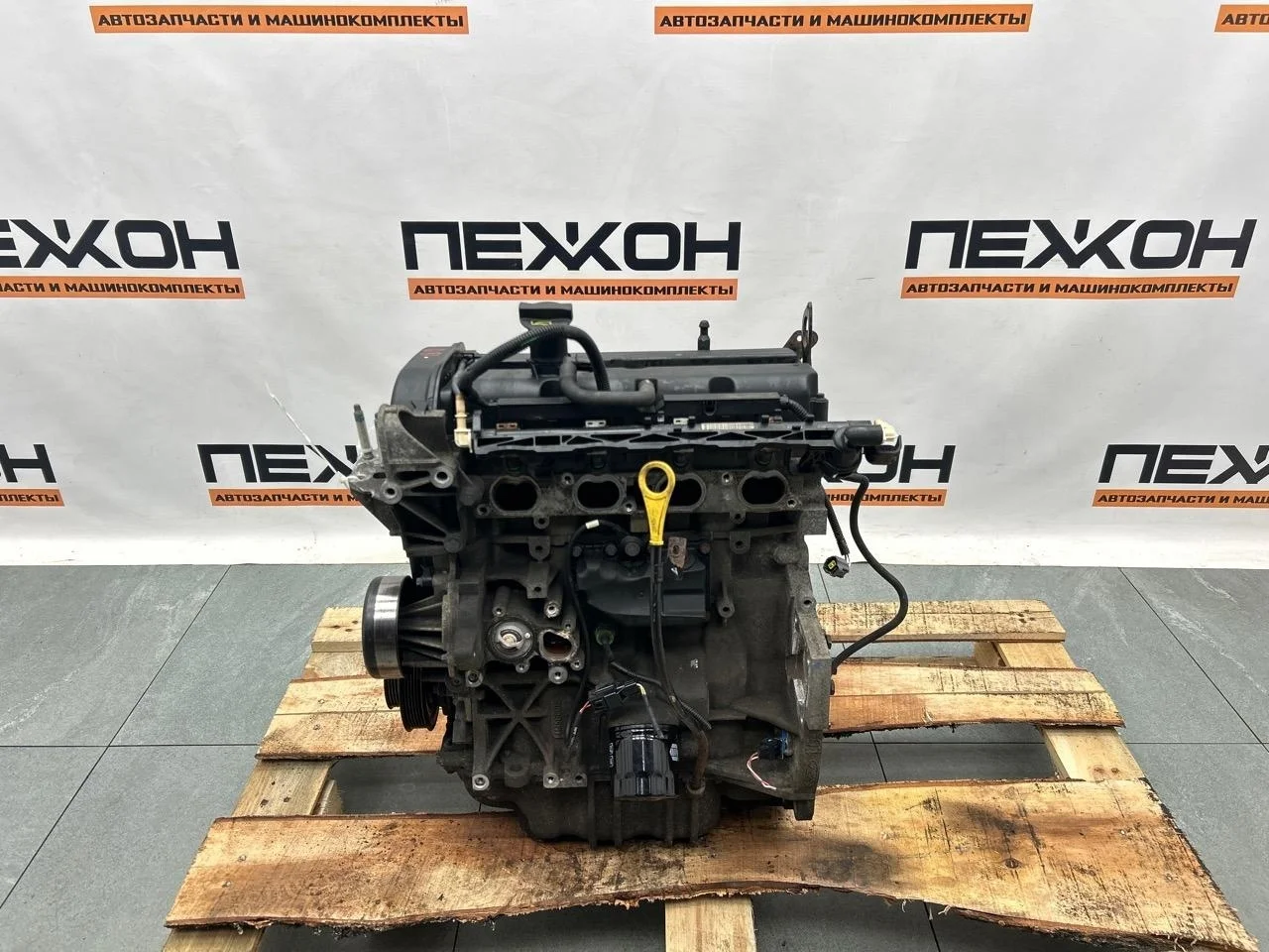 Двигатель FORD FUSION 2007 1571097 1.6 FYJA