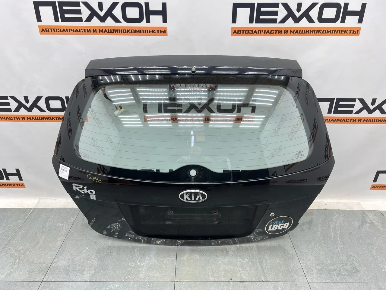 Крышка багажника KIA RIO 2010 737001G320 2 1.4 G4EE