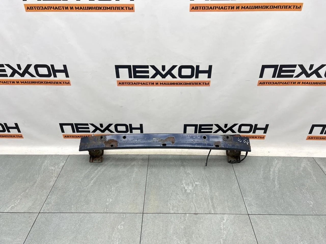 Усилитель бампера TOYOTA AURIS 2008 5202102120 E150 1.4 1NDTV, передний