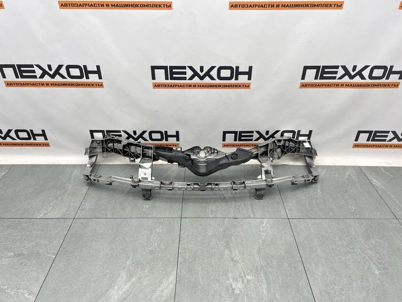 Панель передняя FORD FOCUS 2009 1675180 2 1.6 SHDA