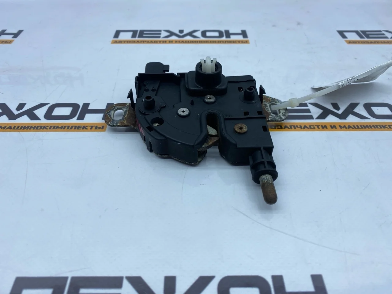 Замок капота FORD FOCUS 2009 4895286 2 1.6 SHDA