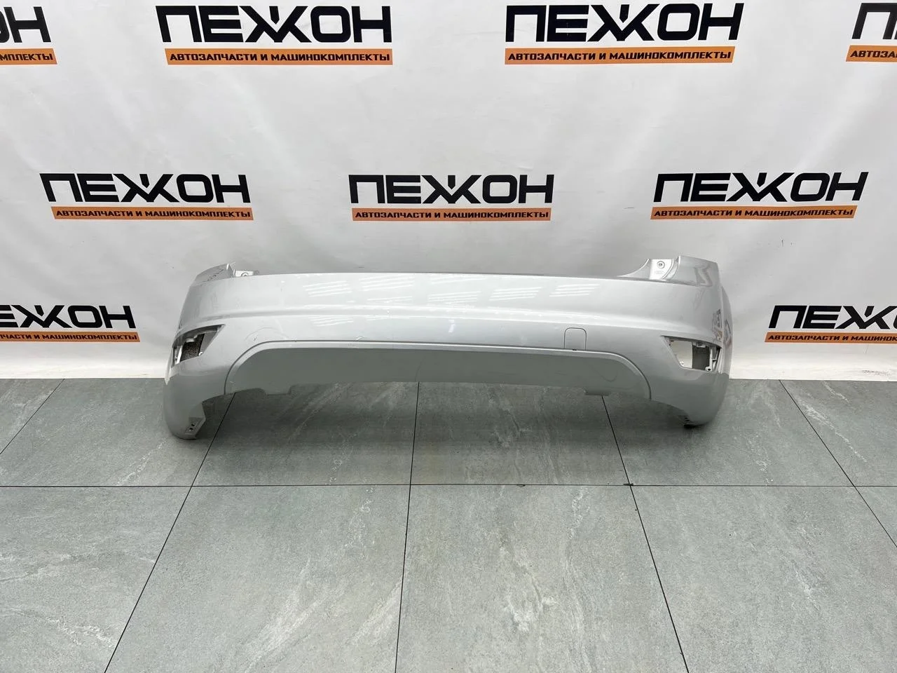 Бампер FORD FOCUS 2009 1500402 2 1.6 SHDA, задний