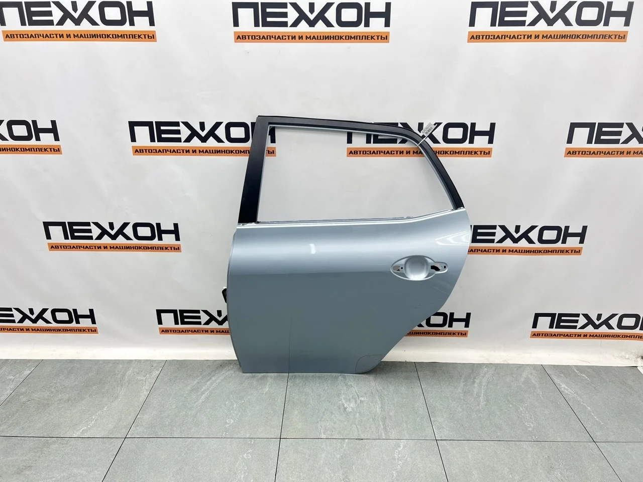 Дверь TOYOTA Auris 2008 6700402260 E150 1.6 1ZRFE, задняя левая