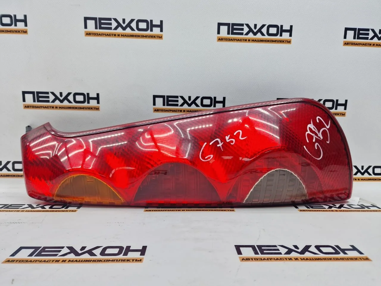 Фонарь NISSAN NOTE 2008 265509U000 E11 1.4 CR14DE, задний правый