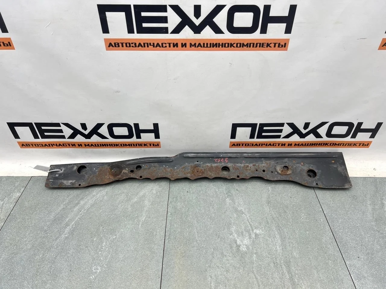 Балка подрадиаторная NISSAN NOTE 2008 625309U200 E11 1.4 CR14DE