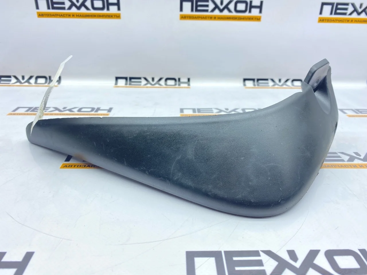 Брызговик NISSAN NOTE 2008 638559U000 E11 1.4 CR14DE, передний левый