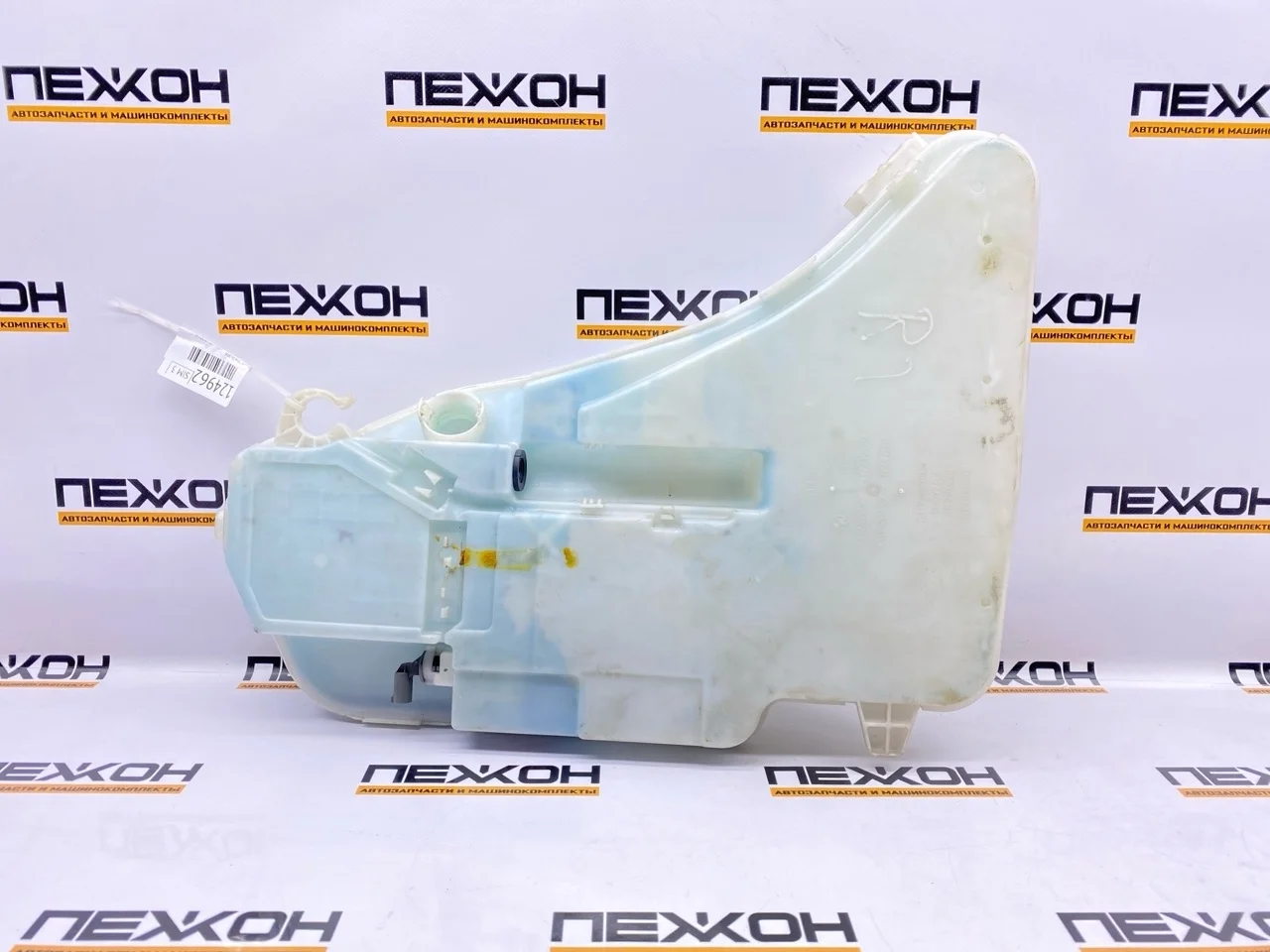 Бачок омывателя BMW 5-SERIES 2014 61667269667 F10 2.0 N47D20