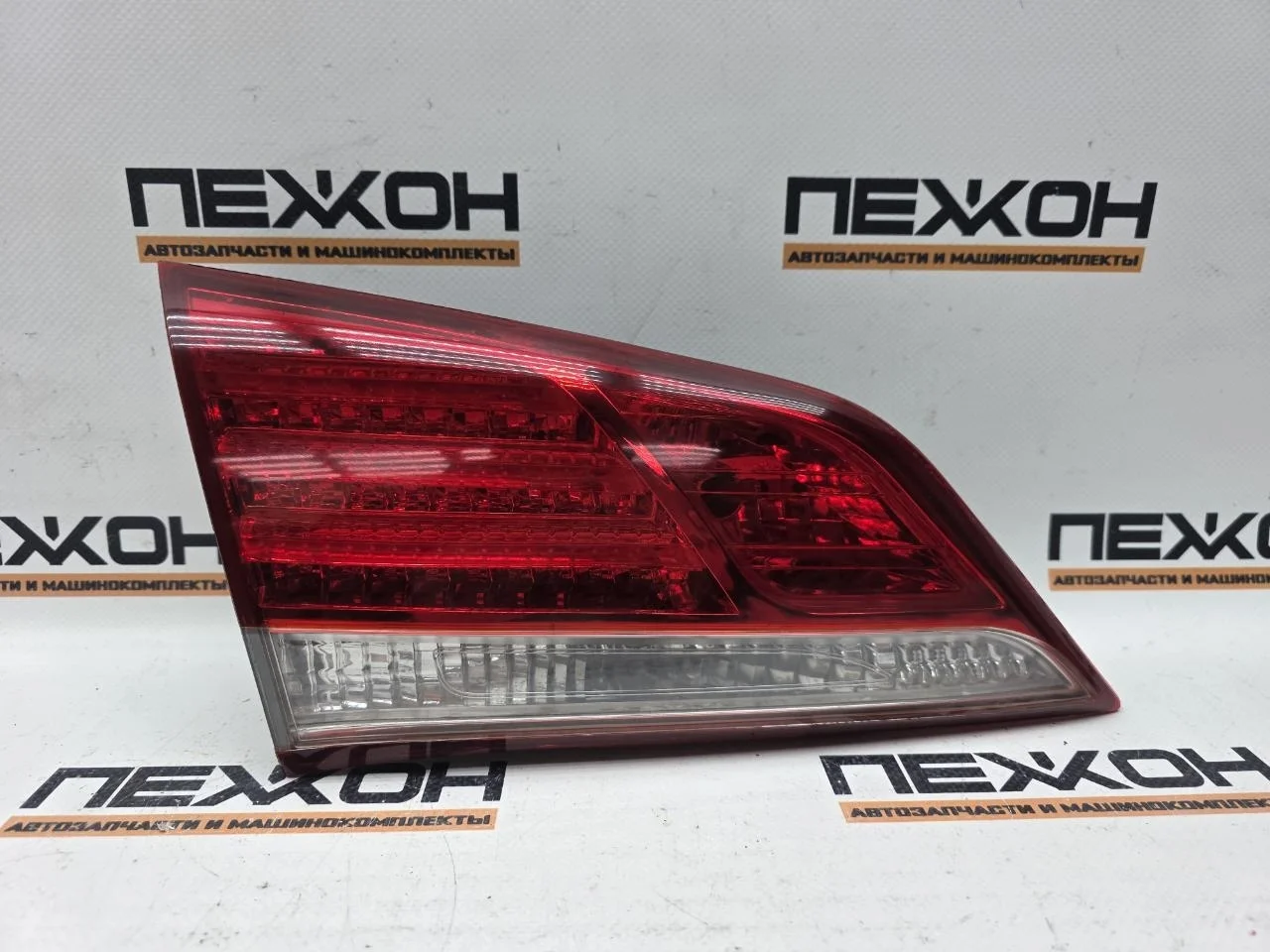 Фонарь HYUNDAI i40 2013 924033Z300 VF 1.7 D4FD, задний левый