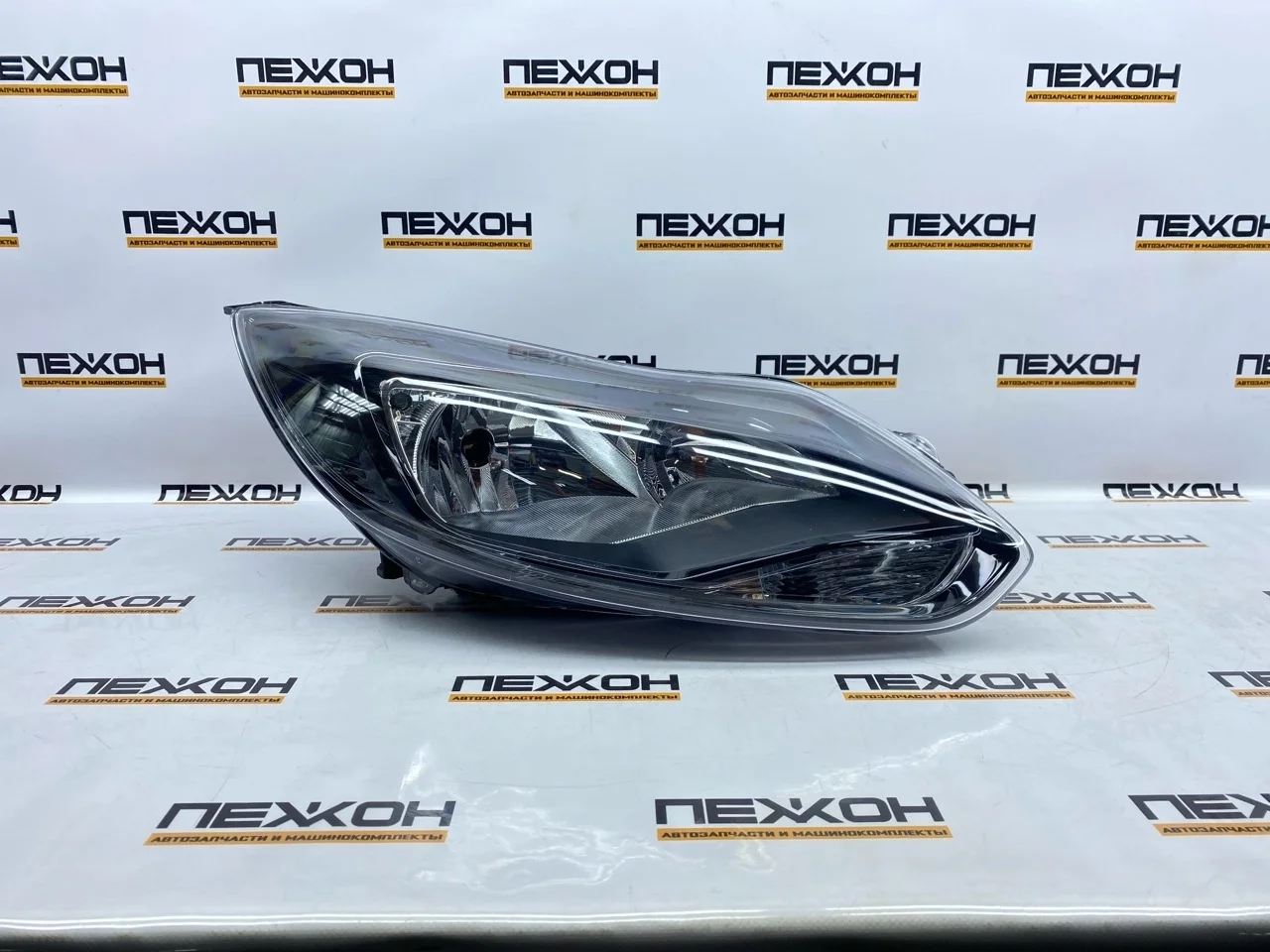 Фара (не оригинал) FORD FOCUS OEM0025FR 3, правая