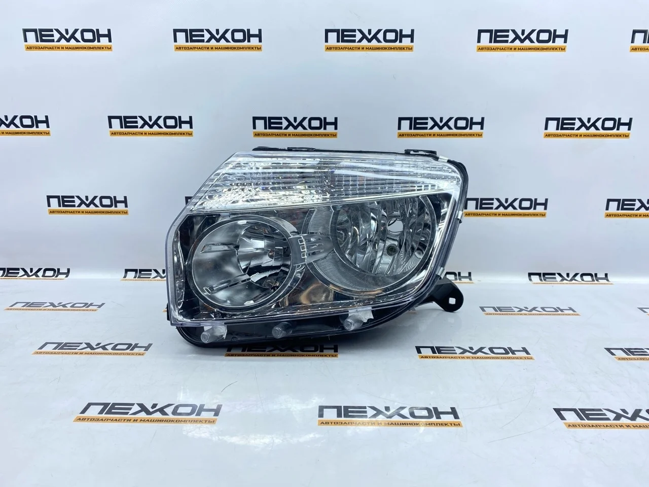 Фара (не оригинал) RENAULT DUSTER OEM0164FL 1, левая