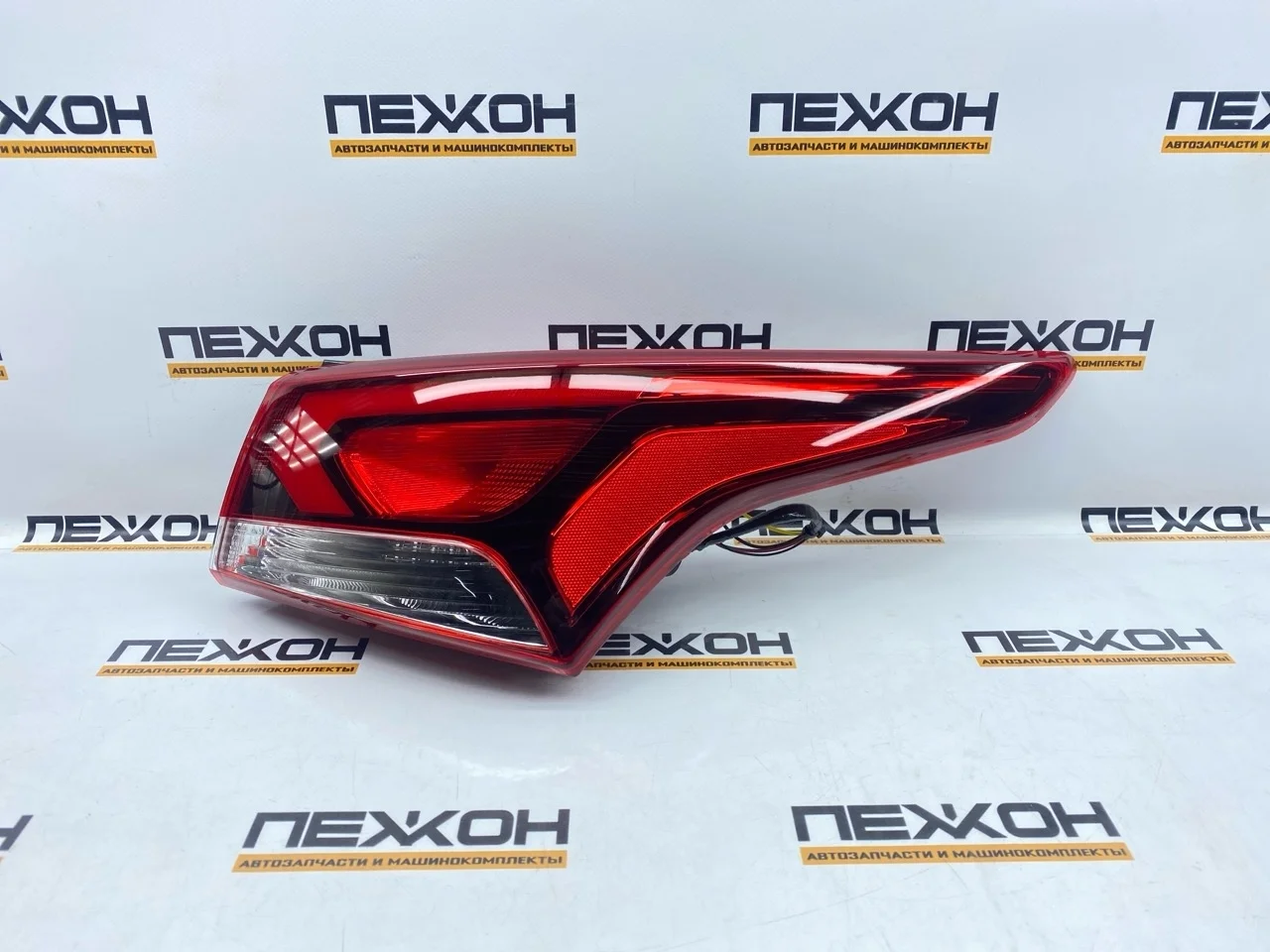 Фонарь (не оригинал) HYUNDAI SOLARIS OEM0097FONR 2, правый