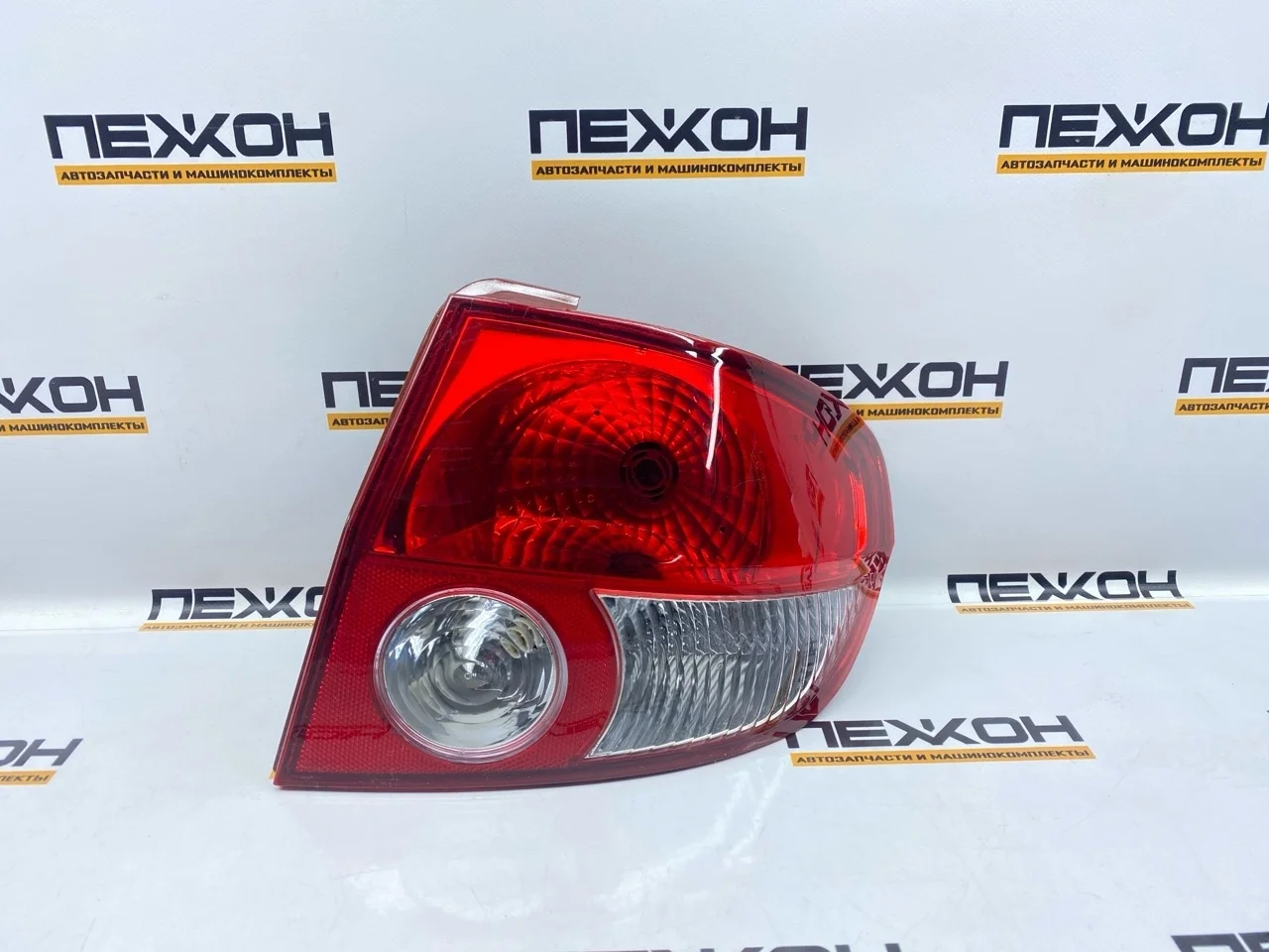 Фонарь (не оригинал) HYUNDAI GETZ 23131320 1, правый